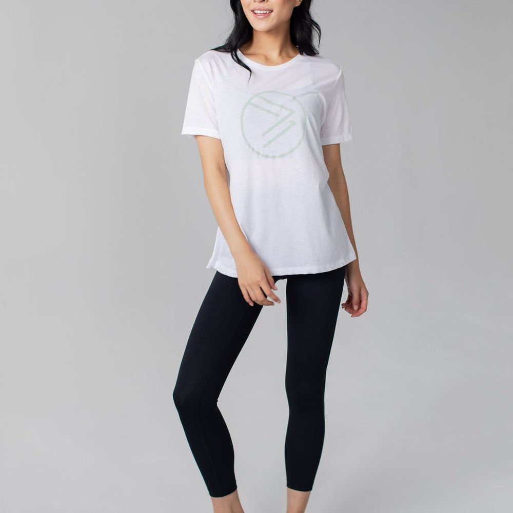 CIRCLE TEE